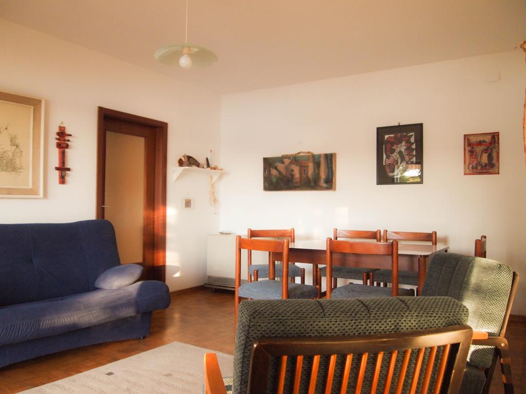 Apartment Marija Tisno Værelse billede